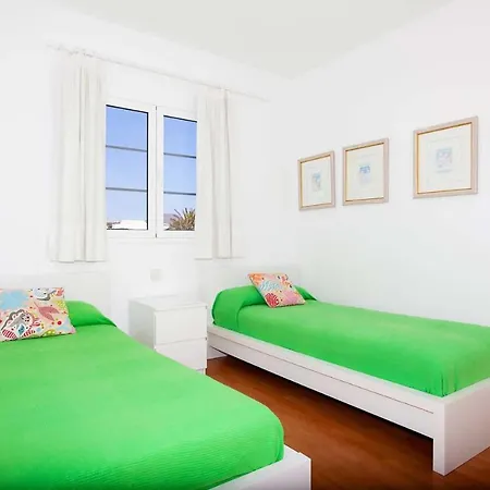 Puerto Del Carmen Sleeps 6 Wifi Puerto del Carmen (Lanzarote)