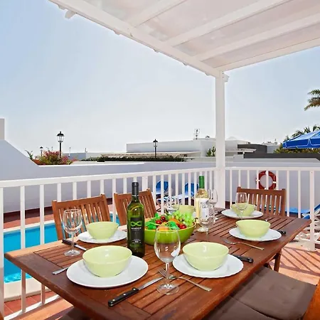 Puerto Del Carmen Sleeps 6 Wifi * プエルト・デル・カルメン